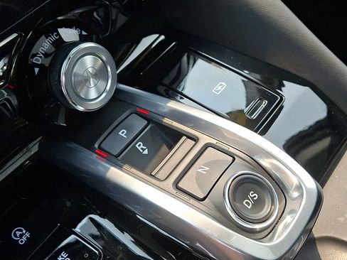 Used 2023 Acura MDX SH-AWD w/ Technology Package image 16