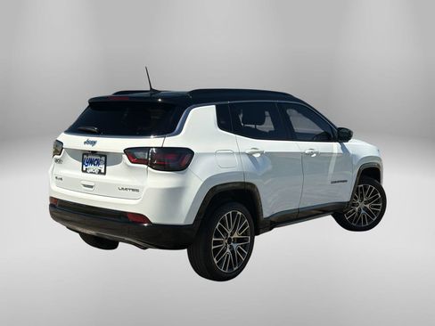 Used 2023 Jeep Compass Limited w/ Elite Group AWD/4WD image 4