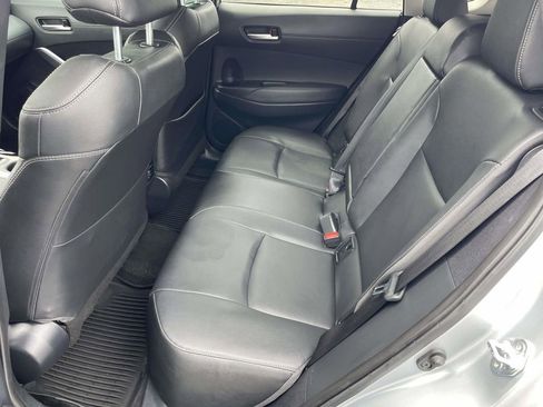 Used 2024 Toyota Corolla Cross XLE w/ Convenience Package FWD image 11