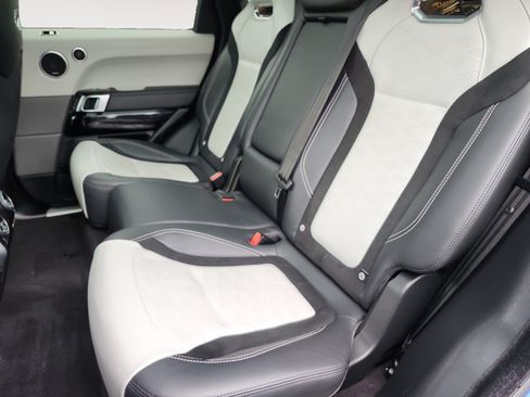 Used 2022 Land Rover Range Rover Sport SVR AWD/4WD image 13