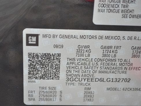 Used 2020 Chevrolet Silverado 1500 RST image 14