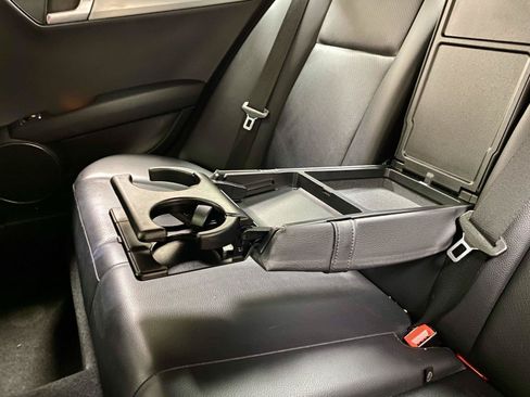 Used 2013 Mercedes-Benz C 250 Sedan image 18
