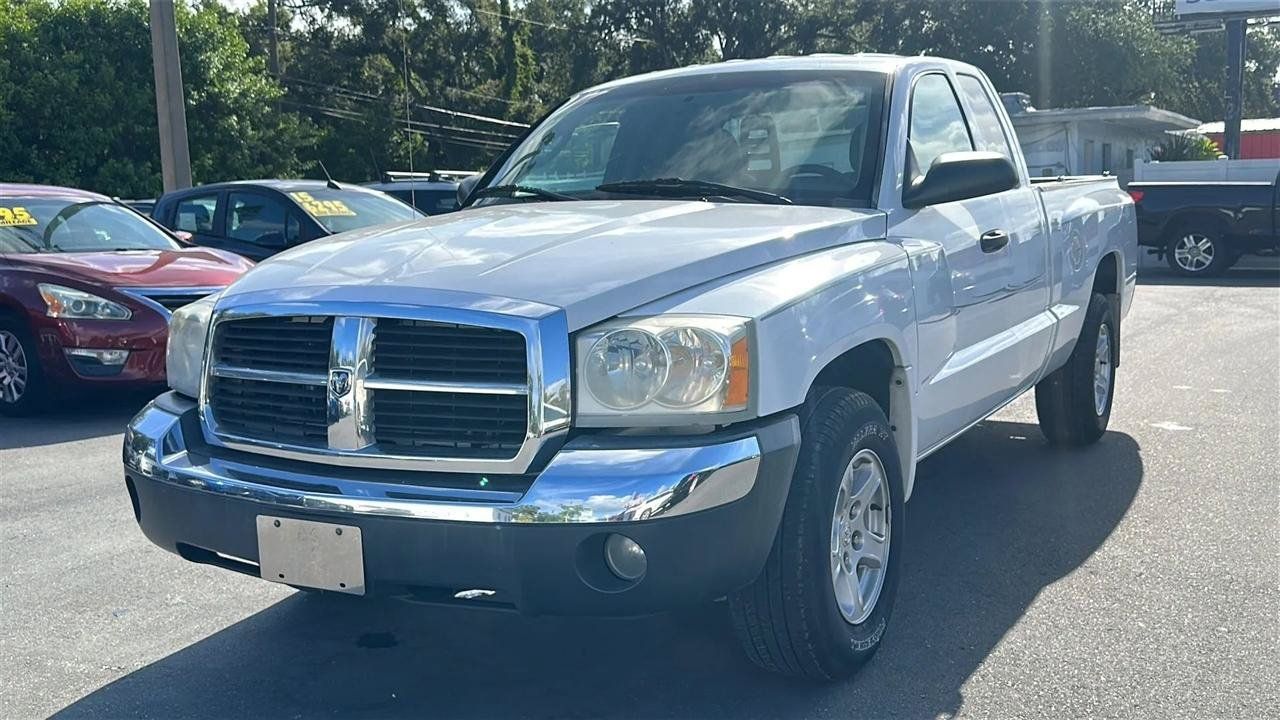 Used 2005 Dodge Dakota SLT RWD image 4