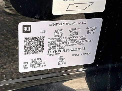 Used 2025 Cadillac XT6 Premium Luxury image 36