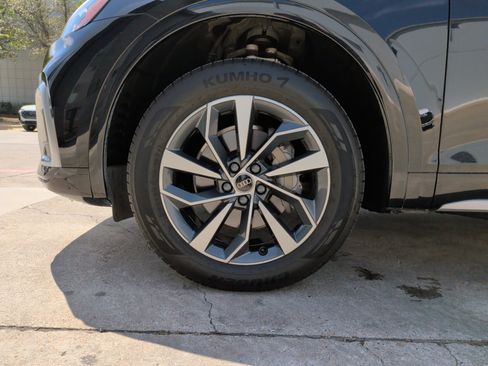 Used 2023 Audi Q5 2.0T Premium Plus w/ Premium Plus Package image 13