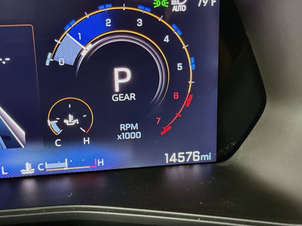 Used 2025 Chevrolet Colorado Trail Boss AWD/4WD image 12
