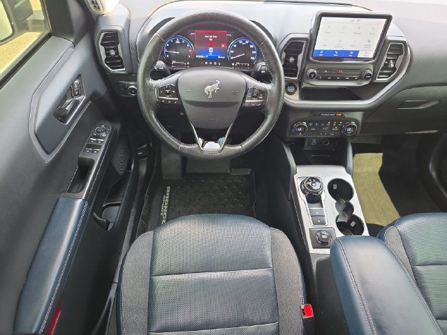 Used 2021 Ford Bronco Sport Outer Banks w/ Outer Banks Package AWD/4WD image 12