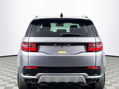 New 2025 Land Rover Discovery Sport S image 6