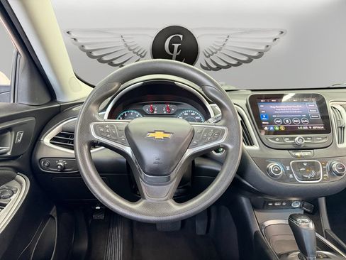 Used 2020 Chevrolet Malibu LS w/ Driver Confidence Package II FWD image 12