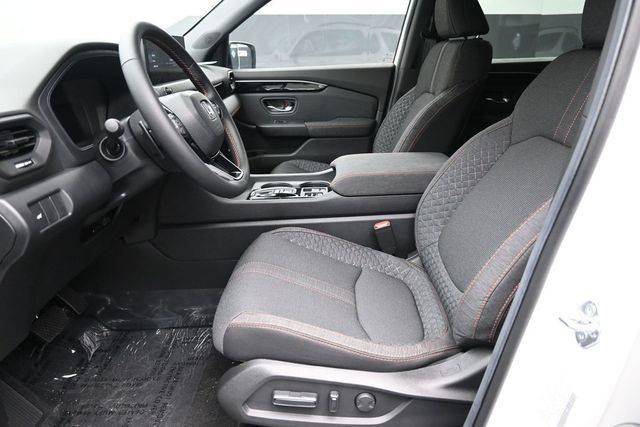 New 2026 Honda Pilot Sport image 21