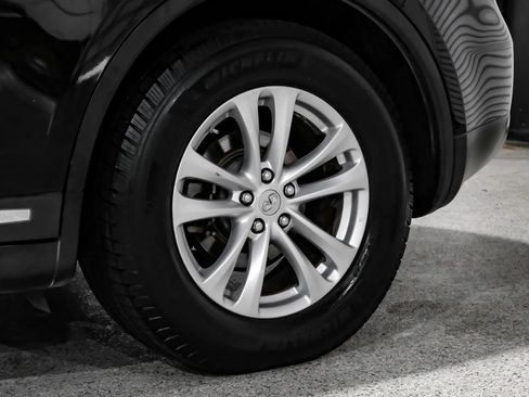 Used 2016 INFINITI QX70 3.7 w/ Premium Package image 65