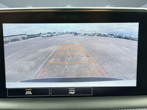 Used 2021 Chevrolet Tahoe LT RWD image 27