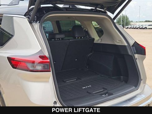 New 2026 Nissan Rogue Platinum AWD/4WD image 27