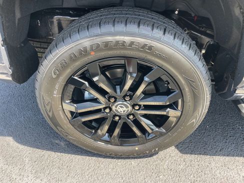New 2026 Toyota 4Runner 4WD image 20
