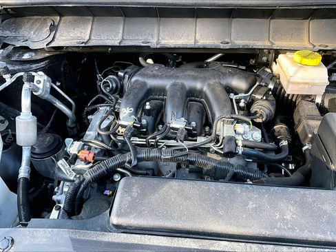 Certified 2025 Nissan Pathfinder SV image 34