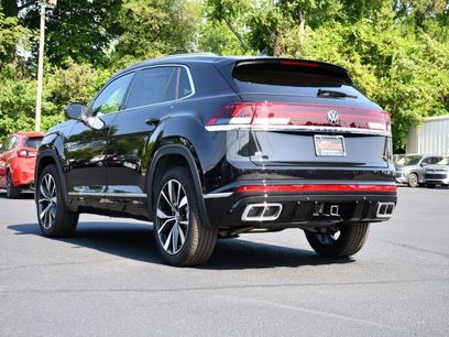 New 2026 Volkswagen Atlas Cross Sport SEL Premium R-Line
