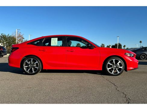 Certified 2025 Honda Civic Sport Touring image 7