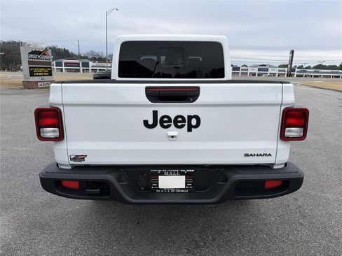 New 2026 Jeep Gladiator Sport image 7