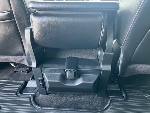 Certified 2018 Ford F150 Lariat w/ Equipment Group 501A Mid AWD/4WD image 25