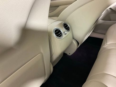 Used 2022 Mercedes-Benz GLC 300 GLC 300 image 17