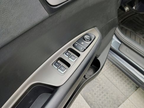 Used 2020 Kia Optima LX image 19