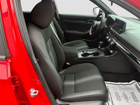 Used 2025 Honda Civic Sport image 25