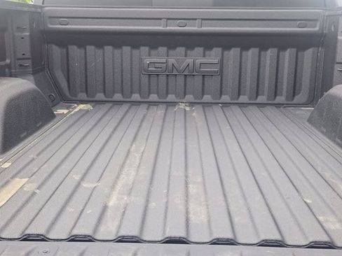 Used 2026 GMC Sierra 1500 AT4 w/ AT4 Premium Package AWD/4WD image 32