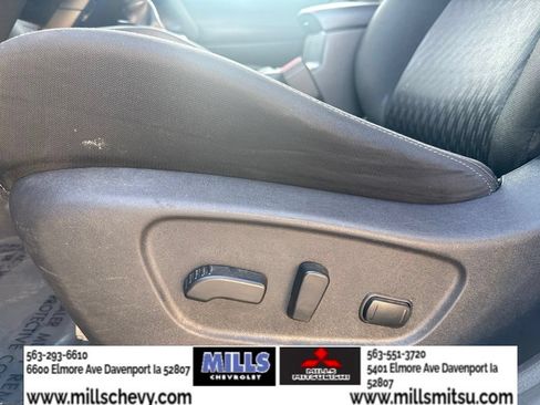 Used 2019 Nissan Rogue SV AWD/4WD image 11