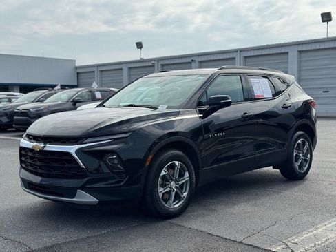 Used 2023 Chevrolet Blazer LT image 6