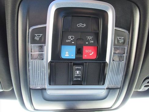 New 2026 RAM 1500 4x4 Crew Cab image 28
