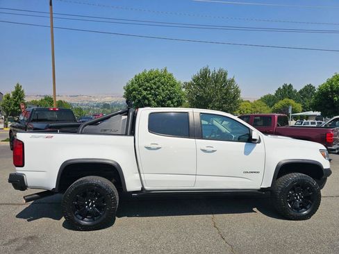 Used 2018 Chevrolet Colorado ZR2 w/ ZR2 Dusk Special Edition AWD/4WD image 5