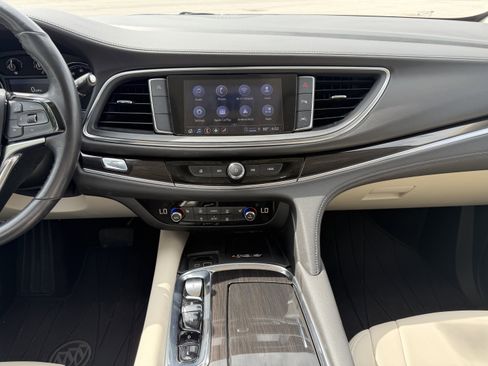 Used 2023 Buick Enclave Essence w/ Experience Buick Package FWD image 19