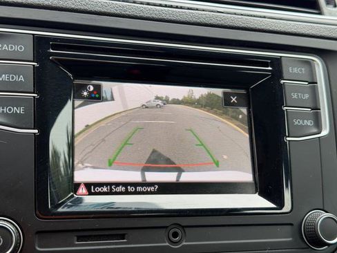 Used 2017 Volkswagen Jetta S image 14