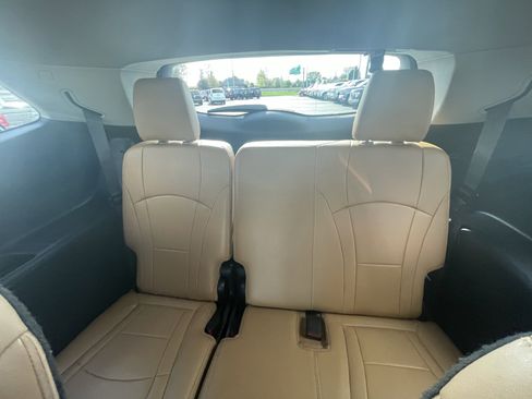 Used 2020 Buick Enclave Essence w/ LPO, Floor Liner Package AWD/4WD image 28