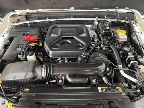 Used 2024 Jeep Wrangler Sport S image 26