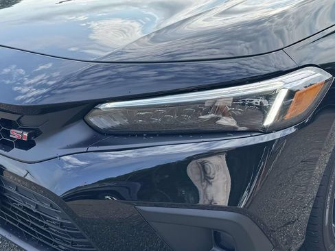 Used 2024 Honda Civic Si image 9