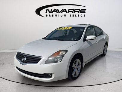 Used 2007 Nissan Altima 3.5 SE w/ Technology Pkg