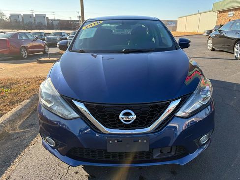 Used 2018 Nissan Sentra SR image 2