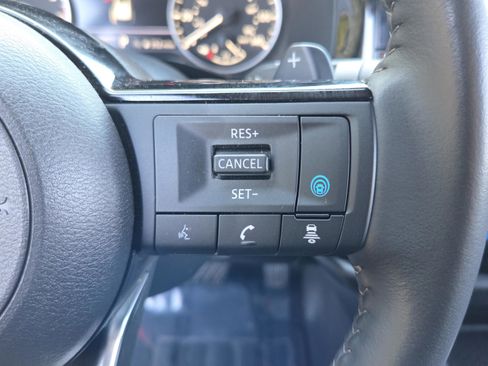 Used 2023 Nissan Pathfinder SL w/ SL Premium Package FWD image 25