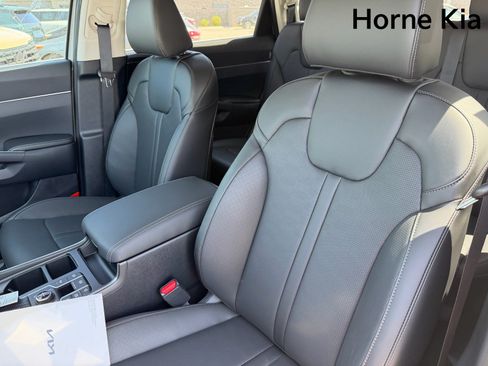 New 2026 Kia Sorento EX AWD/4WD image 10