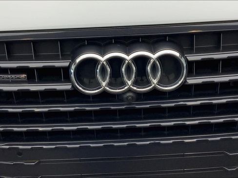 Used 2019 Audi Q7 3.0T Premium Plus w/ Premium Plus Package AWD/4WD image 32