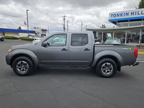 Used 2018 Nissan Frontier PRO-4X AWD/4WD image 3