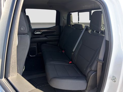 Used 2025 Chevrolet Silverado 1500 LT image 13