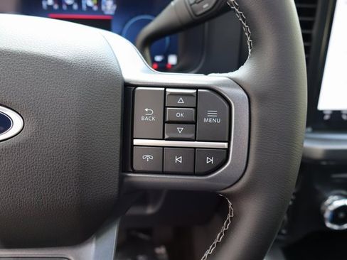 New 2026 Ford F350 Lariat w/ Black Appearance Package image 31