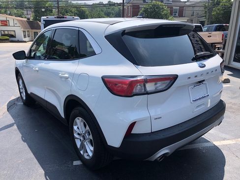 Used 2020 Ford Escape SE AWD/4WD image 4
