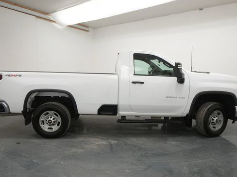 Used 2025 Chevrolet Silverado 2500 W/T w/ WT Convenience Package AWD/4WD image 10