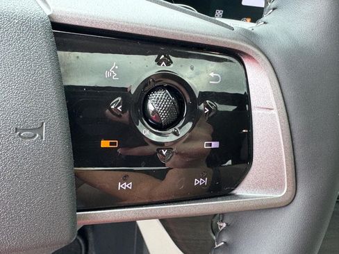 Used 2025 Nissan Murano SL AWD/4WD image 23