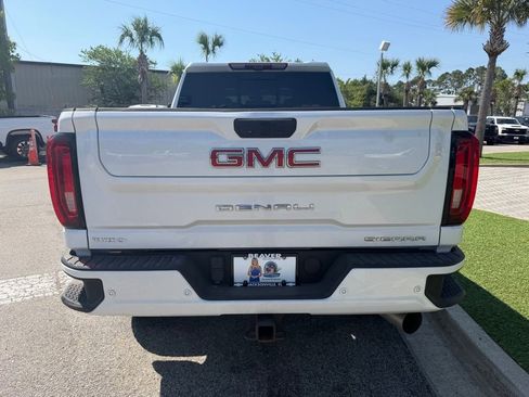 Used 2023 GMC Sierra 2500 Denali w/ Denali Ultimate Package AWD/4WD image 5