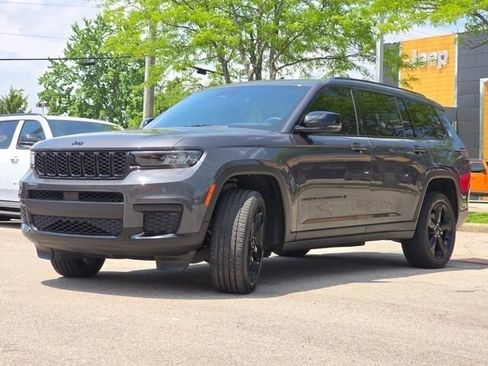 Used 2024 Jeep Grand Cherokee L Altitude AWD/4WD image 26