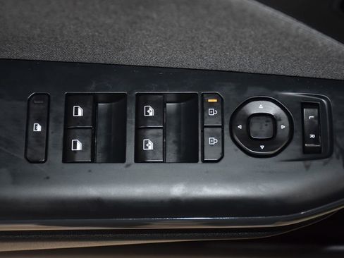 Certified 2025 Kia K4 EX image 24